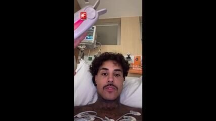 Acidente de moto leva MC Livinho à UTI; cantor já faz fisioterapia 2 Acidente de moto leva MC Livinho à UTI; cantor já faz fisioterapia - Imagem do artigo original