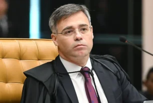 André Mendonça atende CPI