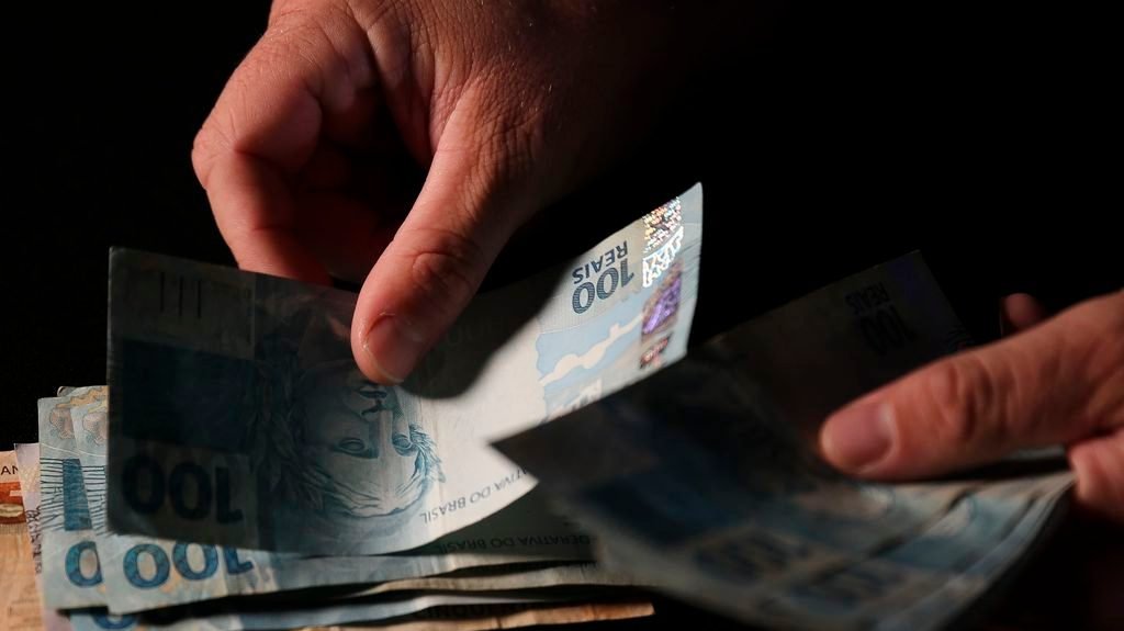 IFI aponta que receita extra com IOF e apostas ficará abaixo do que a Fazenda prevê 2 IFI aponta que receita extra com IOF e apostas ficará abaixo do que a Fazenda prevê - Imagem do artigo