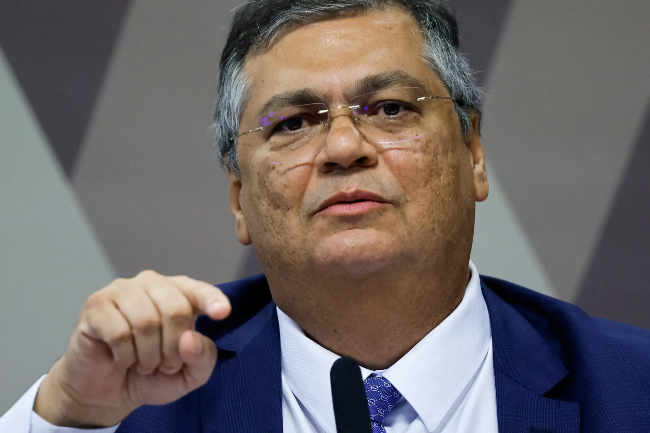 Flávio Dino reforça soberania do Brasil e impõe regra contra efeito automático da Lei Magnitsky 2 Flávio Dino reforça soberania do Brasil e impõe regra contra efeito automático da Lei Magnitsky - Imagem do artigo