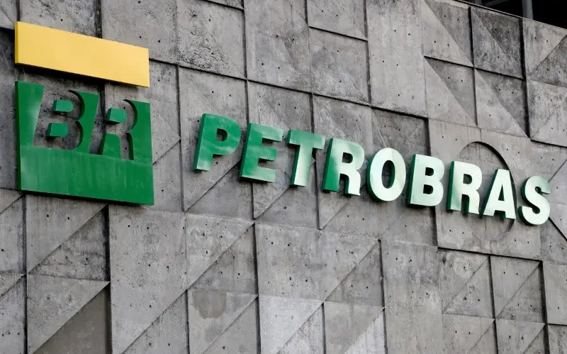 Estatais batem R$ 1,3 tri em receita, mas queda da Petrobras reduz lucro geral 2 Estatais batem R$ 1,3 tri em receita, mas queda da Petrobras reduz lucro geral - Imagem do artigo