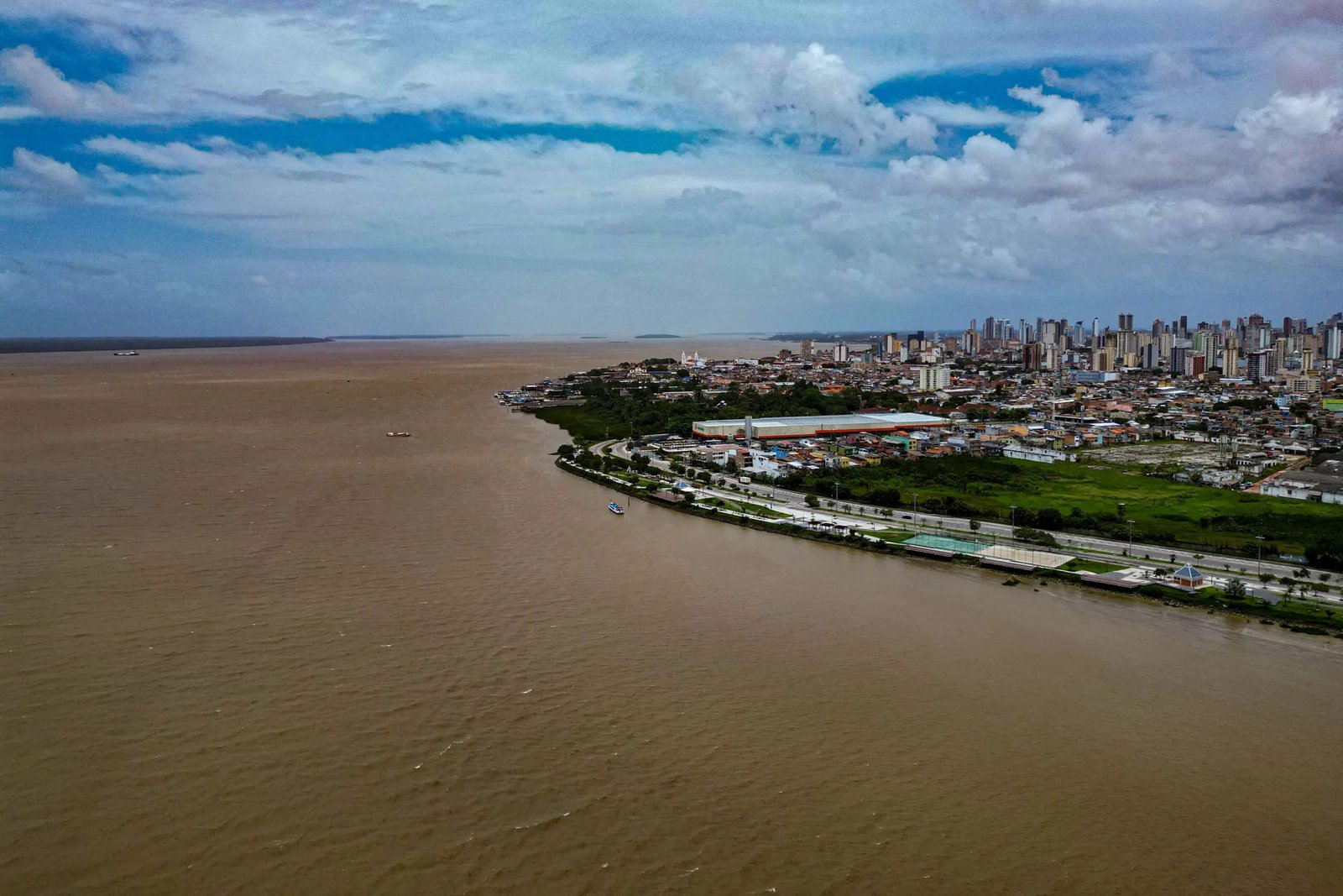 Governo usa barcos da Previdência e cruzeiros para driblar falta de hotéis na COP 30 2 Governo usa barcos da Previdência e cruzeiros para driblar falta de hotéis na COP 30 - Imagem do artigo