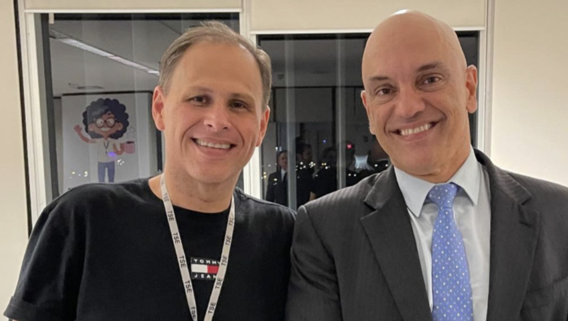PGR denuncia ex-assessor de Moraes por vazamento de sigilo e obstrução de investigações 2 PGR denuncia ex-assessor de Moraes por vazamento de sigilo e obstrução de investigações - Imagem do artigo