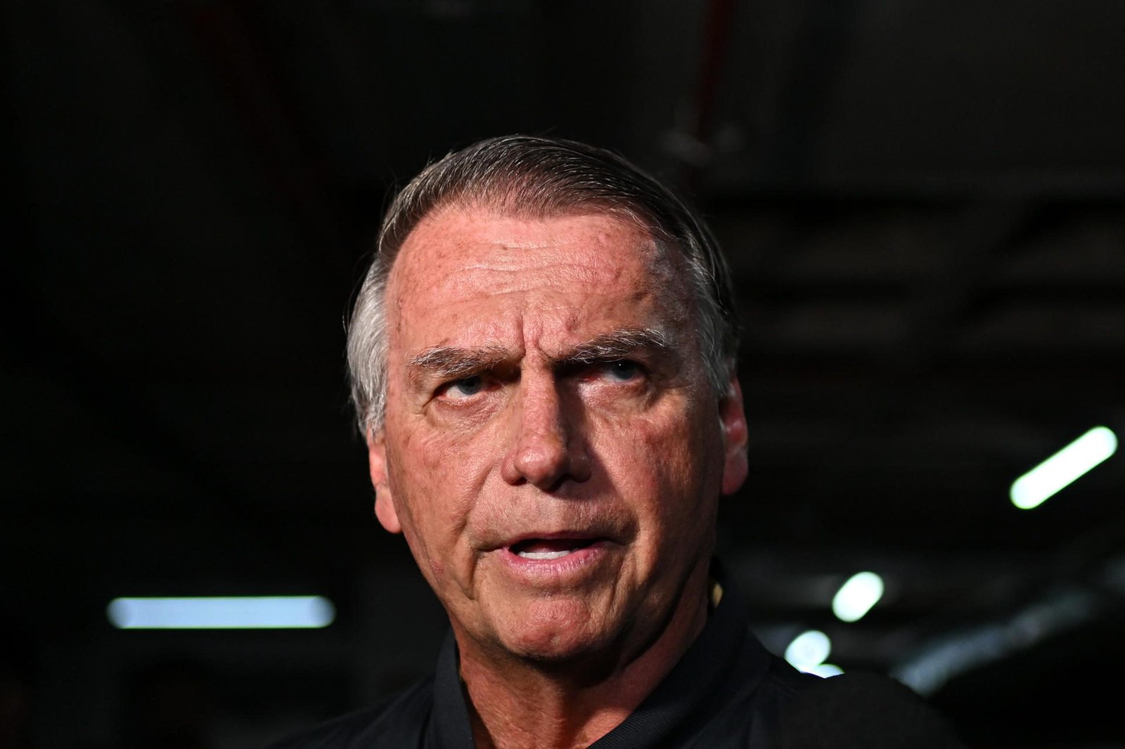 Disputa entre família Bolsonaro e governadores do Centrão reacende briga pelo comando da direita 2 Disputa entre família Bolsonaro e governadores do Centrão reacende briga pelo comando da direita - Imagem do artigo