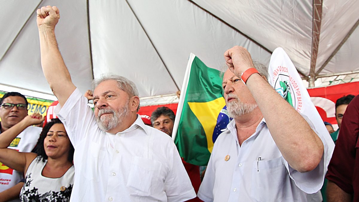 Stedile pressiona Lula a defender regimes da Venezuela e Cuba contra “guerra híbrida” dos EUA 2 Stedile pressiona Lula a defender regimes da Venezuela e Cuba contra “guerra híbrida” dos EUA - Imagem do artigo