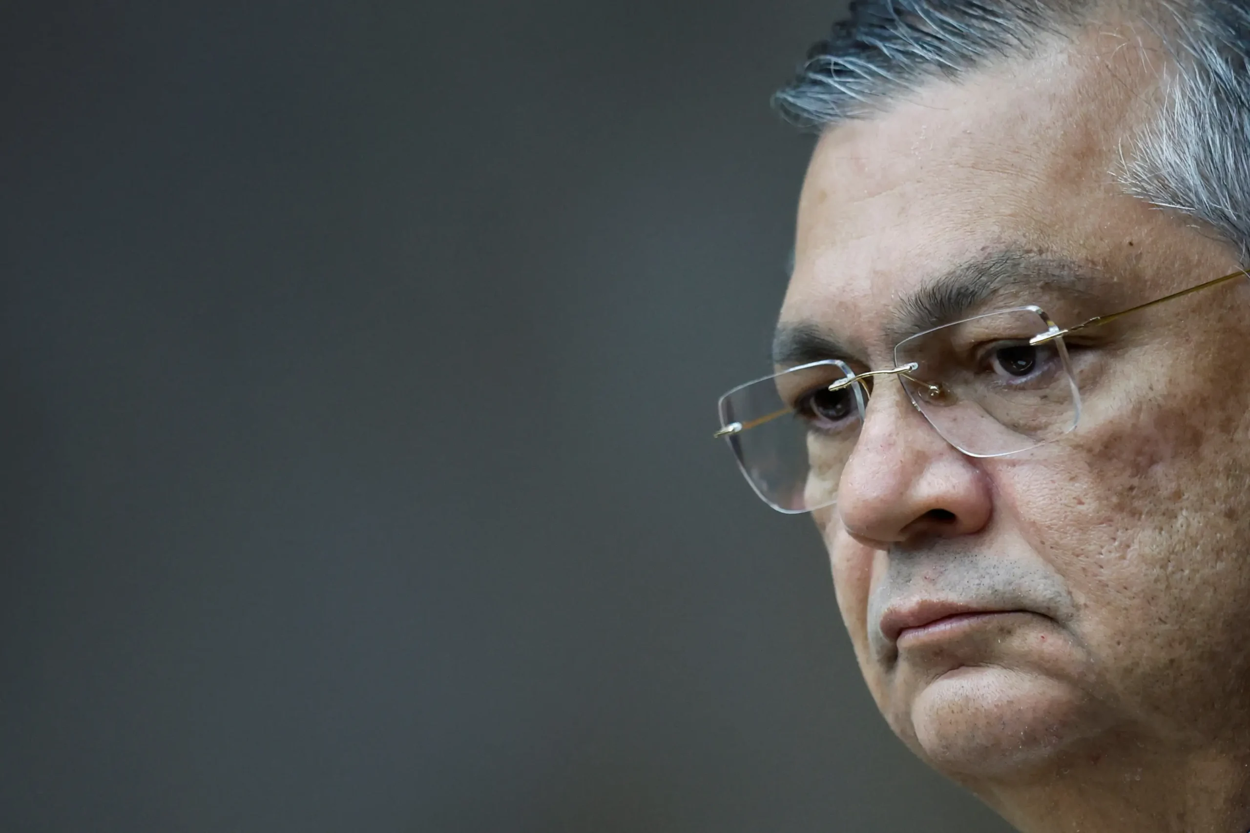 Dino trava R$306 milhões em emendas Pix e atinge diretamente PL e partidos do Centrão 2 Dino trava R$306 milhões em emendas Pix e atinge diretamente PL e partidos do Centrão - Imagem do artigo