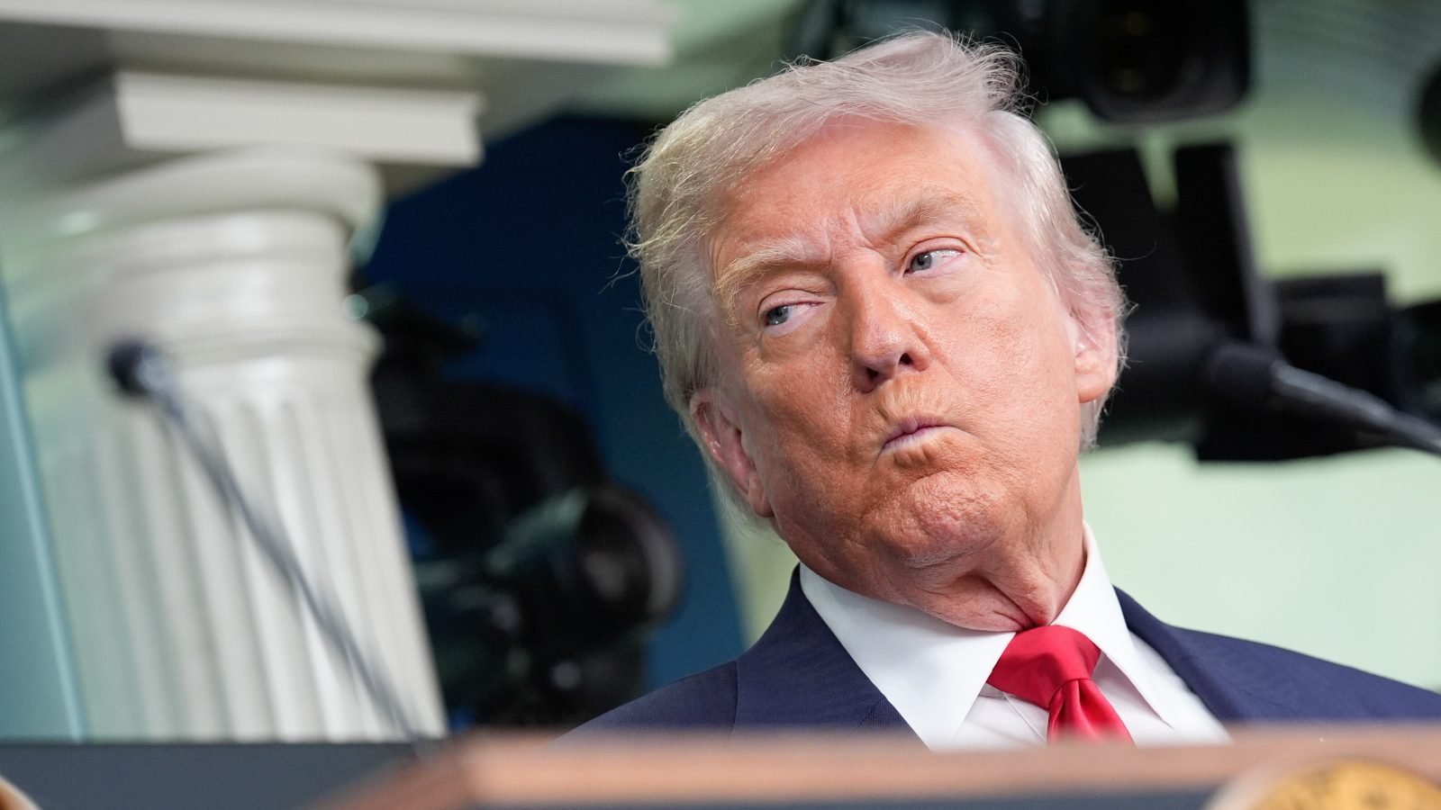 Trump ameaça novas sanções se Brasil avançar parceria com China, alerta especialista 2 Trump ameaça novas sanções se Brasil avançar parceria com China, alerta especialista - Imagem do artigo