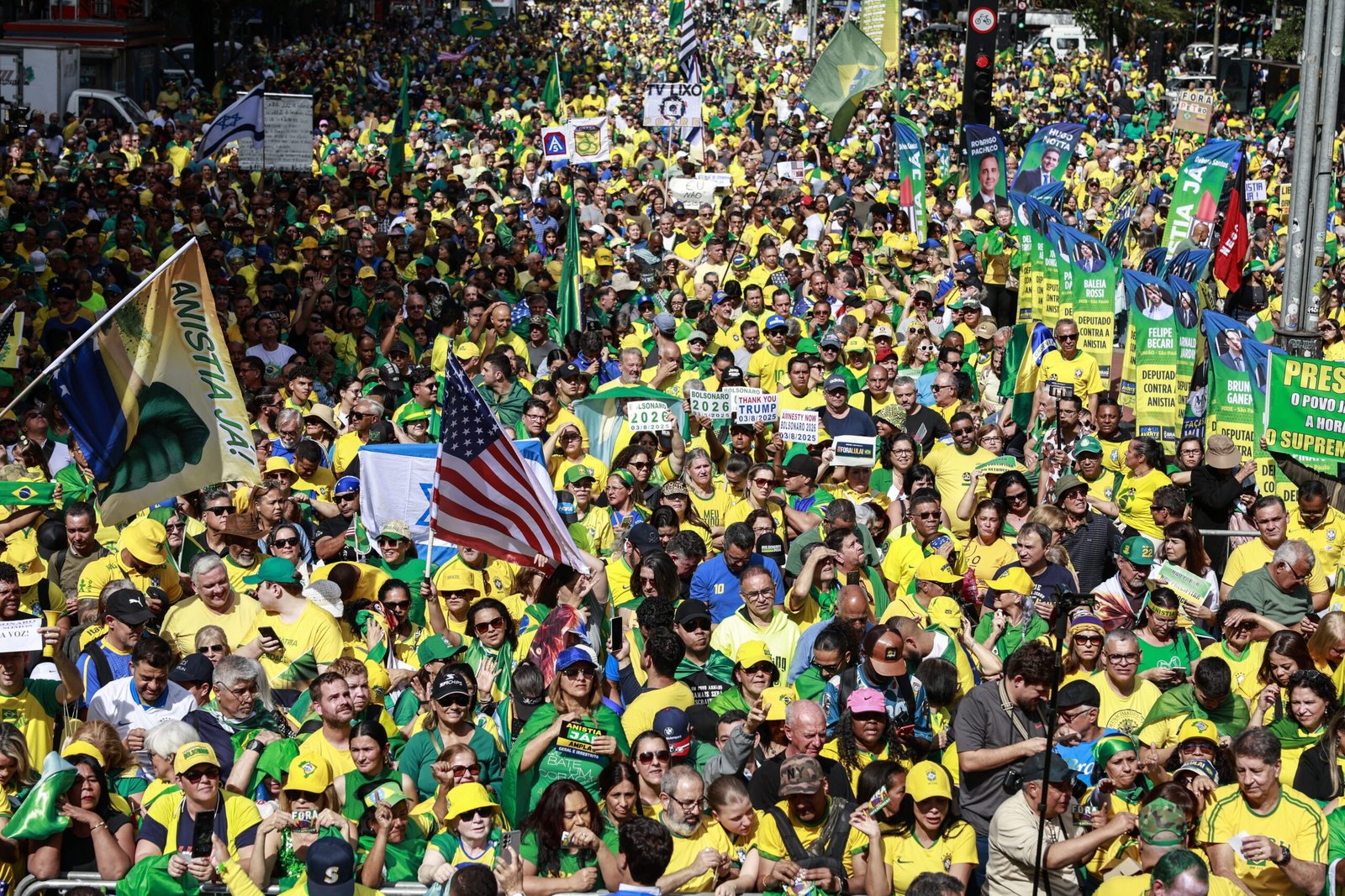 Direita cobra candidato antissistema para 2026 e expõe limites do Centrão 2 Direita cobra candidato antissistema para 2026 e expõe limites do Centrão - Imagem do artigo