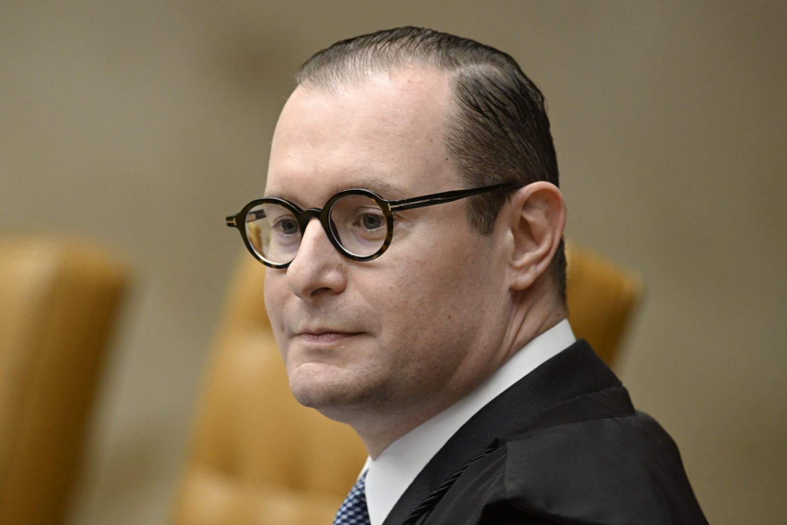 Zanin agenda oito sessões e garante julgamento de Bolsonaro ainda este ano 2 Zanin agenda oito sessões e garante julgamento de Bolsonaro ainda este ano - Imagem do artigo original