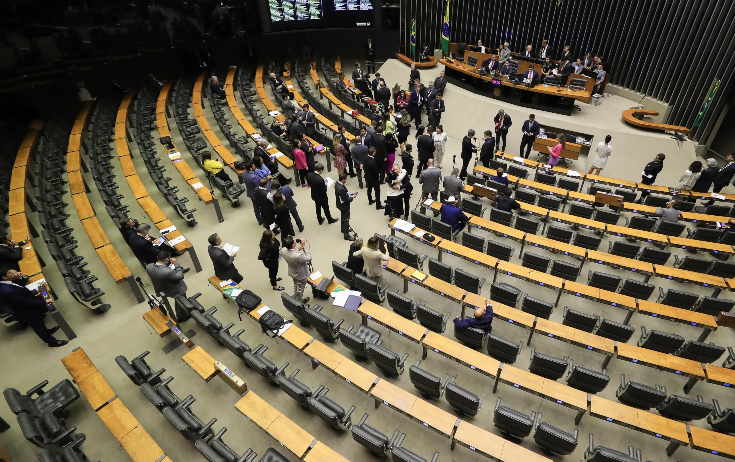 Oposição pressiona Câmara e força debate sobre fim do foro privilegiado 1 rss featured 4229 1754582552 scaled