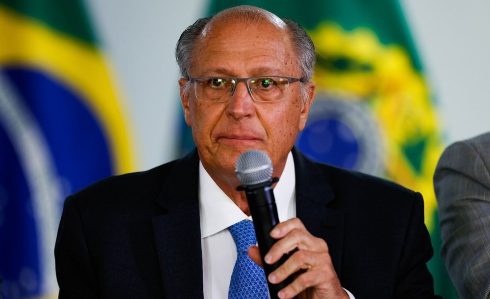 Governo detalha para a próxima semana plano que blinda exportadores brasileiros do tarifaço dos EUA 2 Governo detalha para a próxima semana plano que blinda exportadores brasileiros do tarifaço dos EUA - Imagem do artigo