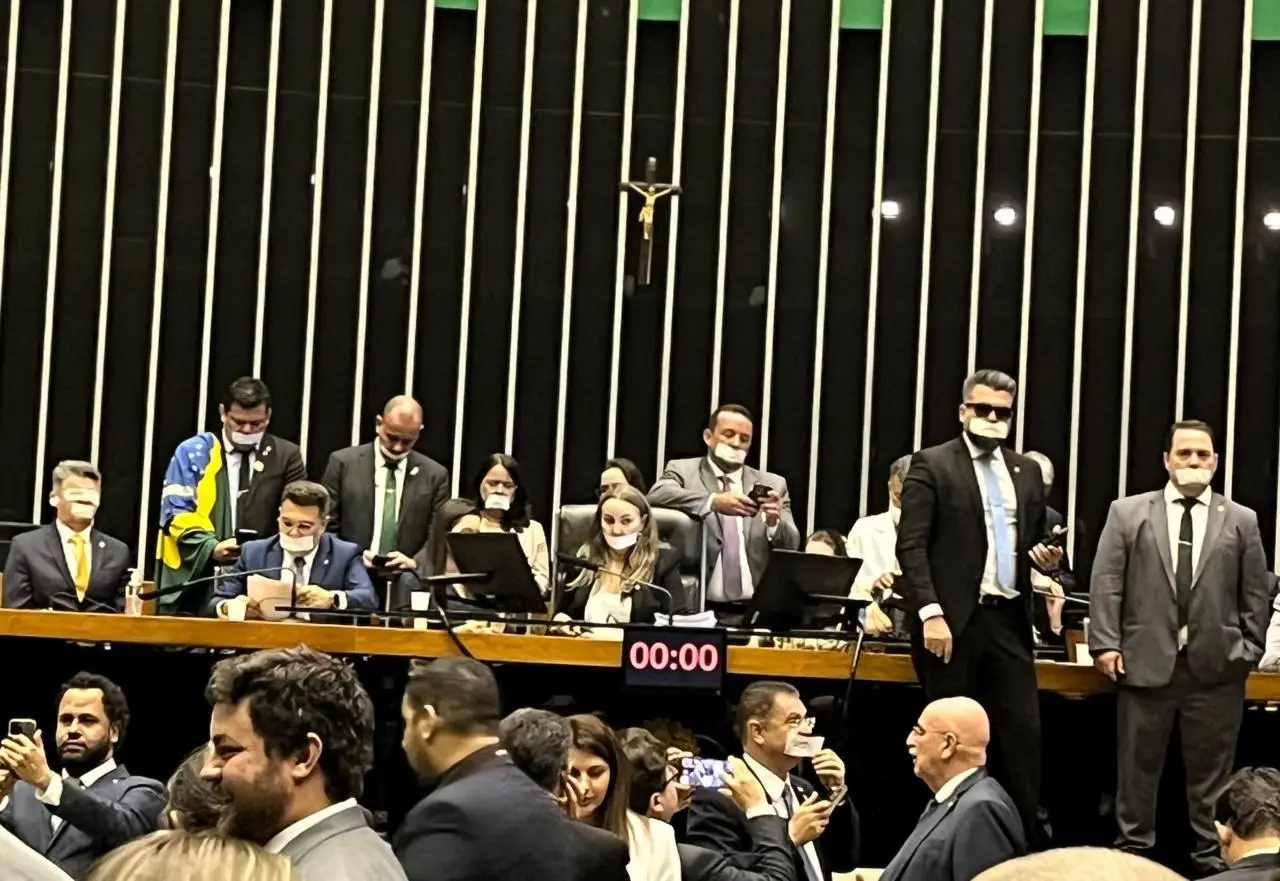 PL pressiona Câmara e pede arquivamento de processos contra deputados 2 PL pressiona Câmara e pede arquivamento de processos contra deputados - Imagem do artigo