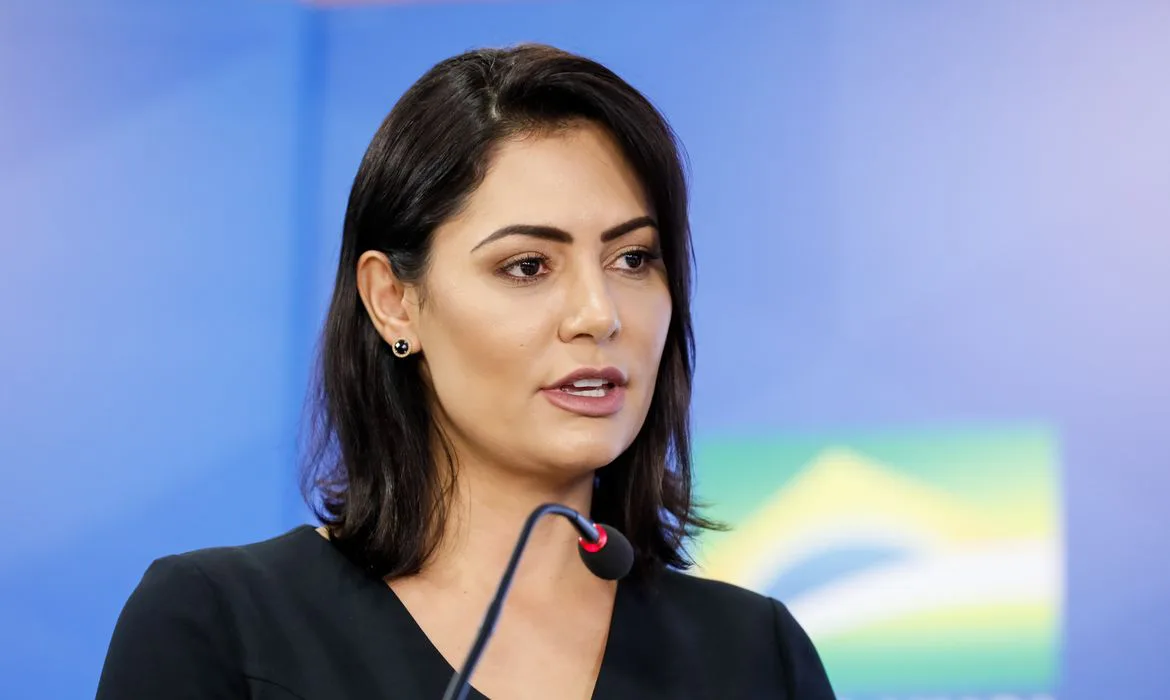Michelle desmente churrasco e alerta: ação de Zucco ameaça visitas a Bolsonaro 1 rss featured 4846 1755272982