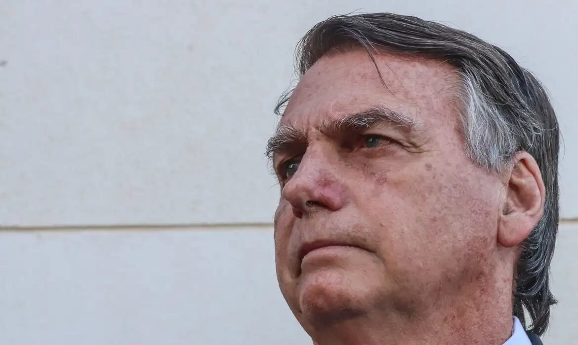STF inicia julgamento de Bolsonaro sob críticas de parcialidade 2 STF inicia julgamento de Bolsonaro sob críticas de parcialidade - Imagem do artigo