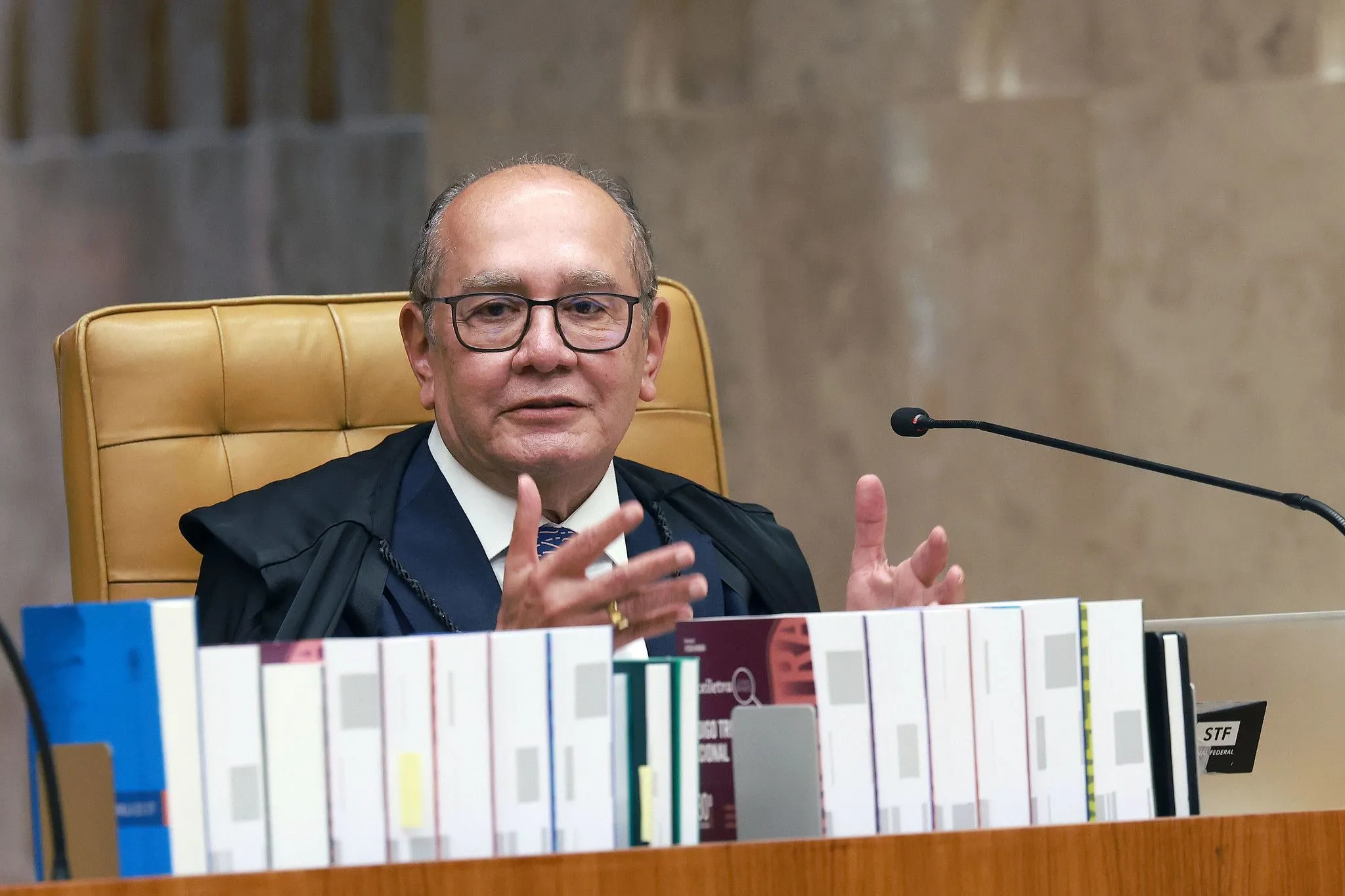 Gilmar Mendes cobra punição, e julgamento de Bolsonaro avança no STF 2 Gilmar Mendes cobra punição, e julgamento de Bolsonaro avança no STF - Imagem do artigo