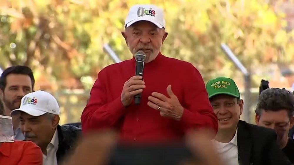 Lula relança programa de gás subsidiado e volta a culpar Bolsonaro por “desajuste” do país 2 Lula relança programa de gás subsidiado e volta a culpar Bolsonaro por “desajuste” do país - Imagem do artigo
