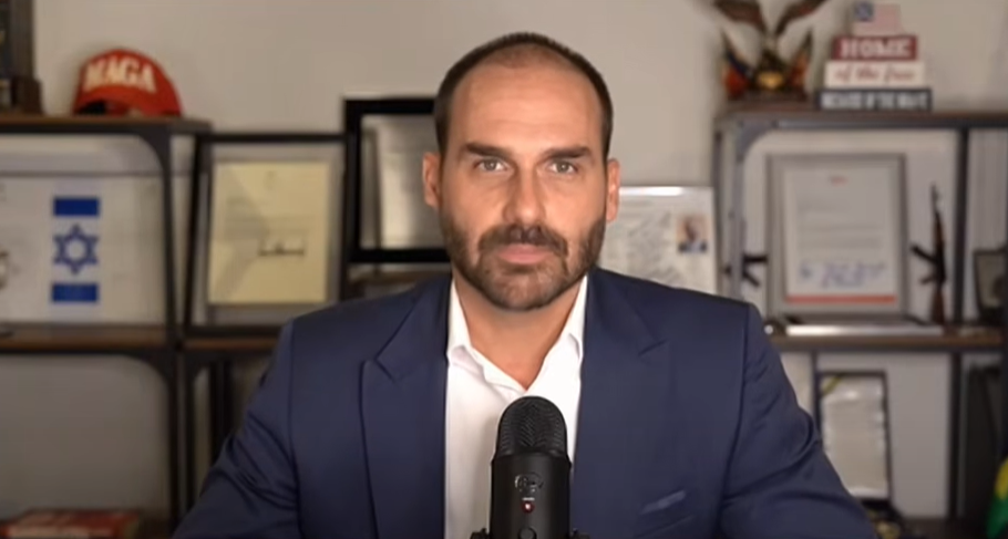 Congresso avalia pedido de trabalho remoto e mandato de Eduardo Bolsonaro fica em suspenso 2 Congresso avalia pedido de trabalho remoto e mandato de Eduardo Bolsonaro fica em suspenso - Imagem do artigo