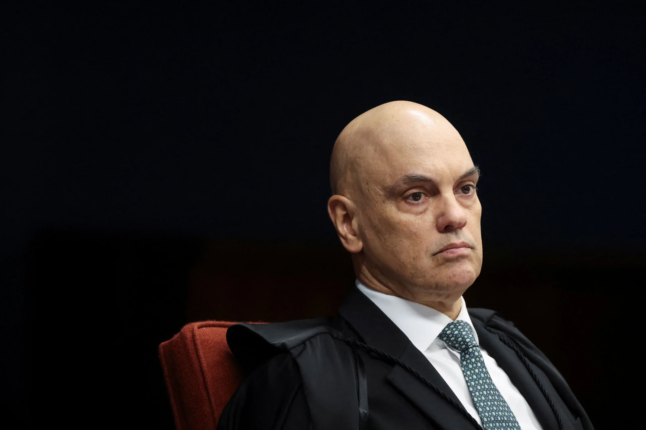 Moraes inicia voto no STF e pode pedir mais de 40 anos contra Bolsonaro 2 Moraes inicia voto no STF e pode pedir mais de 40 anos contra Bolsonaro - Imagem do artigo