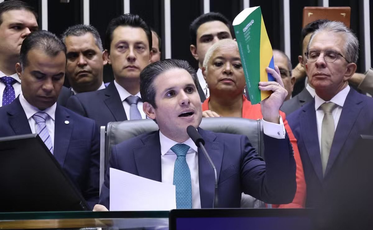 Câmara paralisa sessões em julho e avalia ampliar 18 vagas de deputados 2 Câmara paralisa sessões em julho e avalia ampliar 18 vagas de deputados - Imagem do artigo