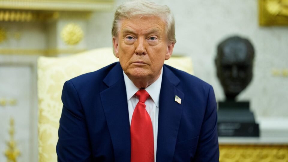 Comparação entre Trump e modelo chinês cai por terra diante dos números 2 Comparação entre Trump e modelo chinês cai por terra diante dos números - Imagem do artigo