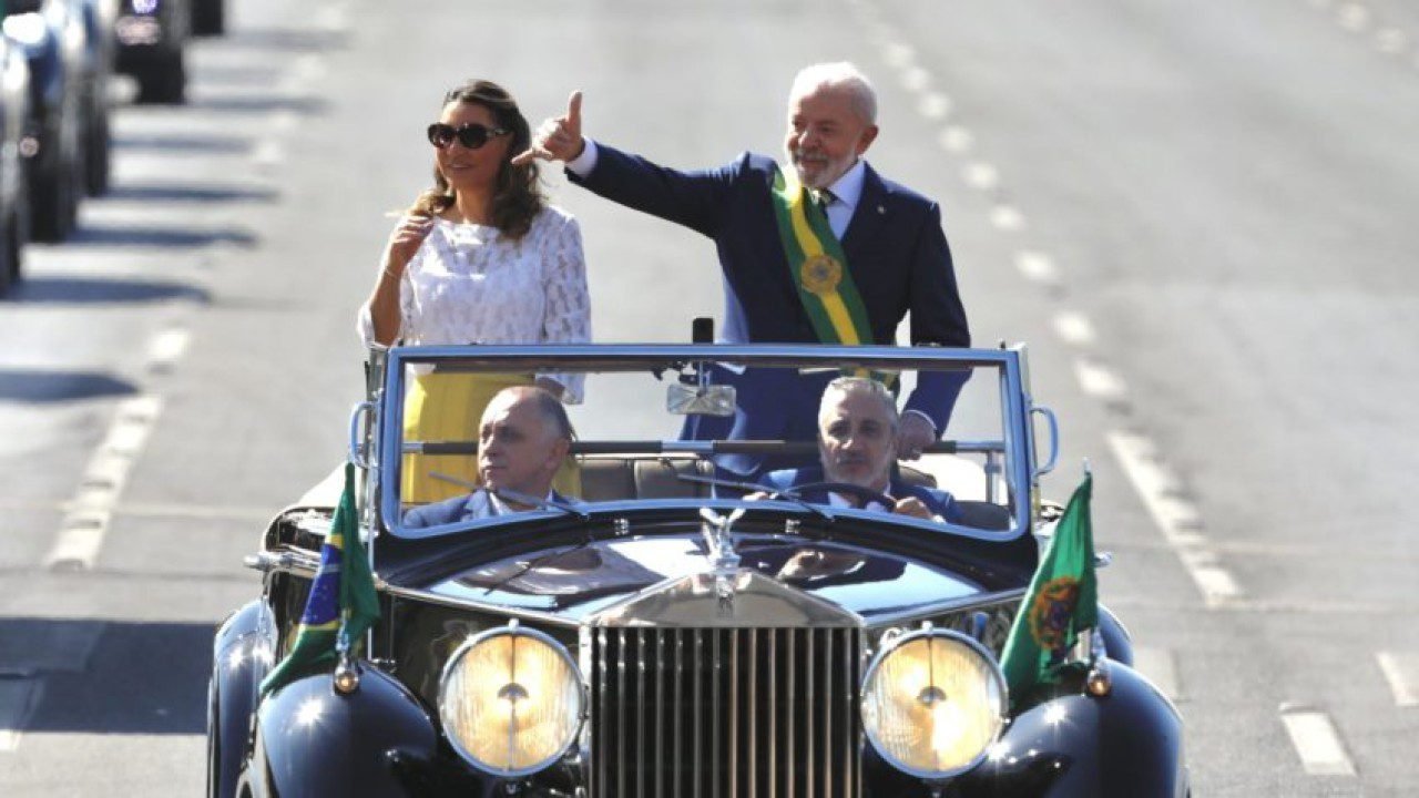 Lula aposta em jingle e slogans para driblar desfile vazio no 7 de Setembro 2 Lula aposta em jingle e slogans para driblar desfile vazio no 7 de Setembro - Imagem do artigo