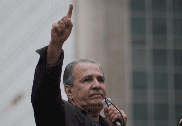 Malafaia acusa Moraes de perseguição religiosa e desafia ministro em ato na Paulista 2 Malafaia acusa Moraes de perseguição religiosa e desafia ministro em ato na Paulista - Imagem do artigo
