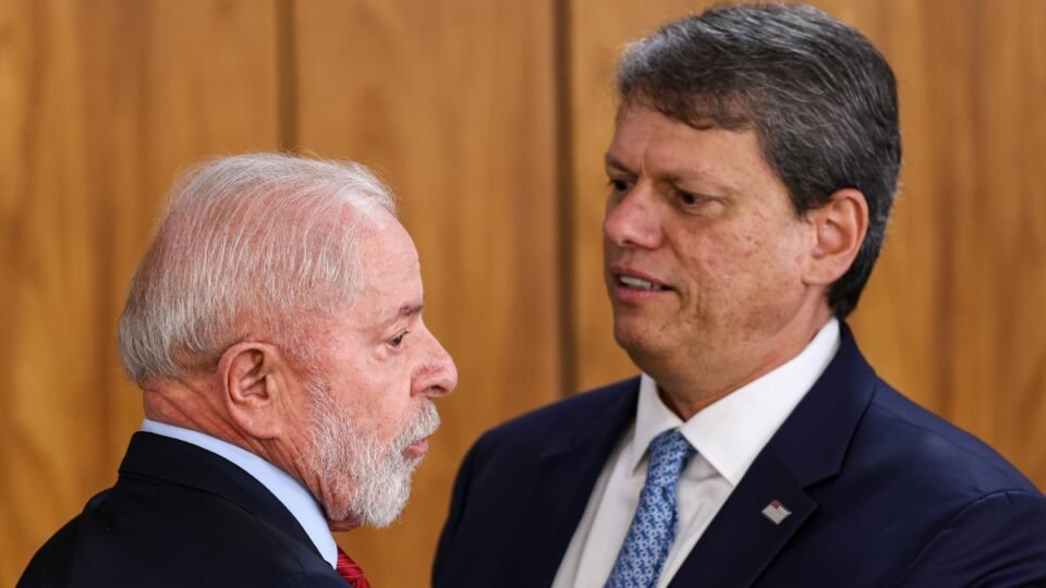 Tarcísio derrota Lula em simulação de 2º turno em SP, revela AtlasIntel 2 Tarcísio derrota Lula em simulação de 2º turno em SP, revela AtlasIntel - Imagem do artigo