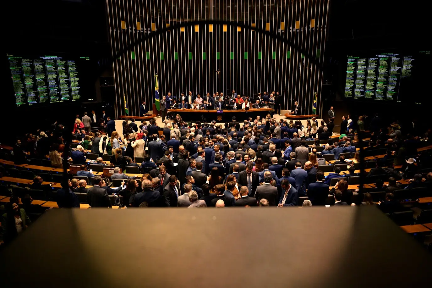 Câmara adia votação e empurra debate sobre anistia para após decisão do STF 2 Câmara adia votação e empurra debate sobre anistia para após decisão do STF - Imagem do artigo