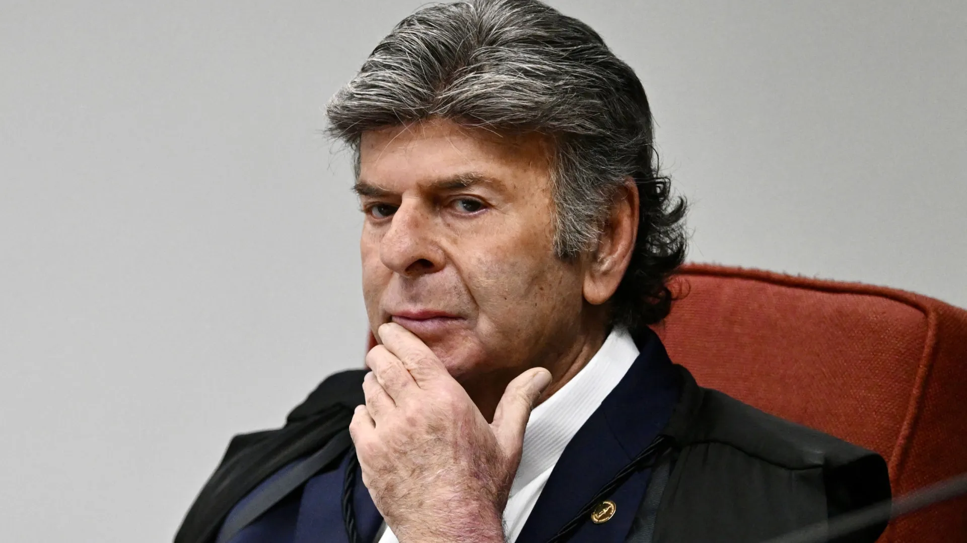 Fux desafia Moraes e vota anular processo contra Bolsonaro no STF 2 Fux desafia Moraes e vota anular processo contra Bolsonaro no STF - Imagem do artigo