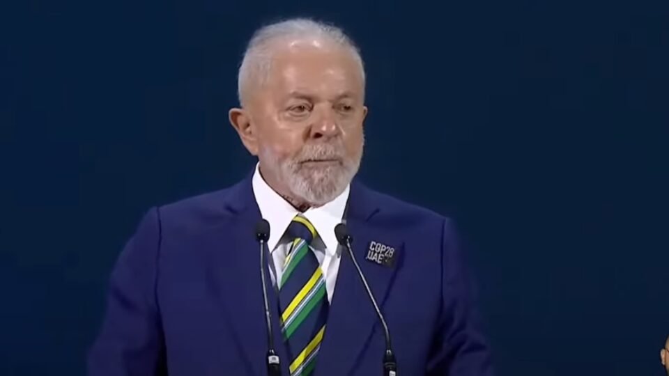Nova pesquisa indica que desaprovação a Lula segue maior que aprovação 2 Nova pesquisa indica que desaprovação a Lula segue maior que aprovação - Imagem do artigo