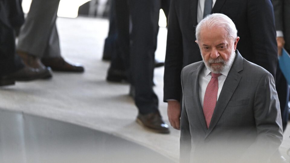 Centrão fecha com Tarcísio e dificulta projetos de Lula no Congresso 2 Centrão fecha com Tarcísio e dificulta projetos de Lula no Congresso - Imagem do artigo