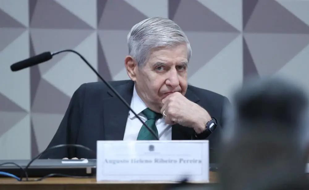 Defesa de Augusto Heleno promete recorrer ao STF para anular condenação por golpe 2 Defesa de Augusto Heleno promete recorrer ao STF para anular condenação por golpe - Imagem do artigo