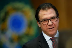 Marinho afirma que juros derrubarão criação de vagas em 2025 e pressiona BC 2 Marinho afirma que juros derrubarão criação de vagas em 2025 e pressiona BC - Imagem do artigo