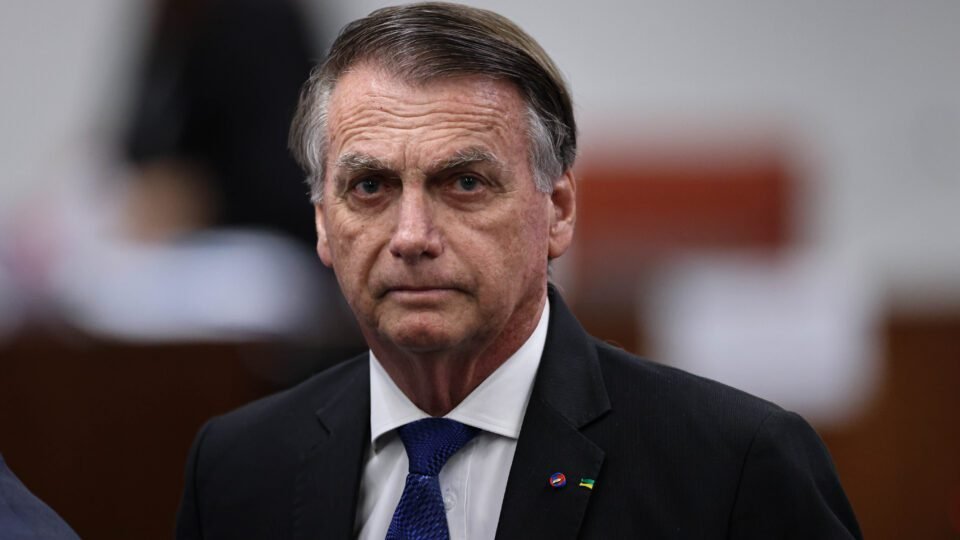 Condenação do STF a Bolsonaro ultrapassa penas de traficantes e reacende debate sobre anistia 2 Condenação do STF a Bolsonaro ultrapassa penas de traficantes e reacende debate sobre anistia - Imagem do artigo