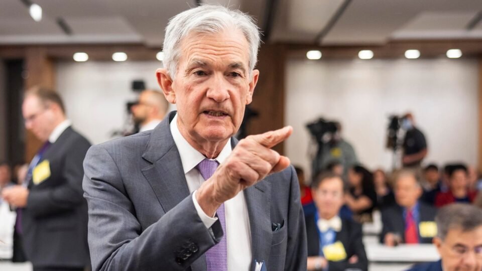 Fed corta juros e atende pressão de Trump por crédito mais barato 2 Fed corta juros e atende pressão de Trump por crédito mais barato - Imagem do artigo