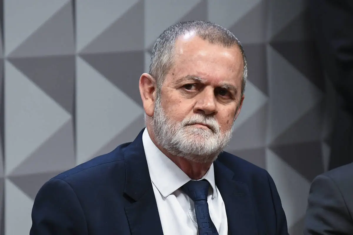 Ex-diretor expõe movimentação de R$ 140 milhões em grupo ligado ao ‘Careca do INSS’ 2 Ex-diretor expõe movimentação de R$ 140 milhões em grupo ligado ao ‘Careca do INSS’ - Imagem do artigo