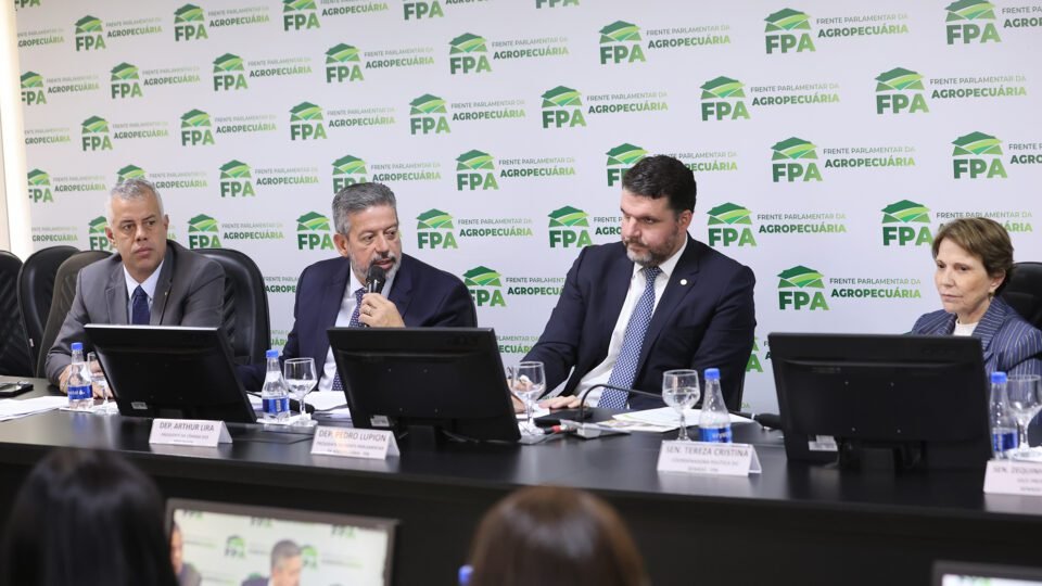 Bancada do agro apoia urgência da anistia com 78% dos votos na Câmara 2 Bancada do agro apoia urgência da anistia com 78% dos votos na Câmara - Imagem do artigo