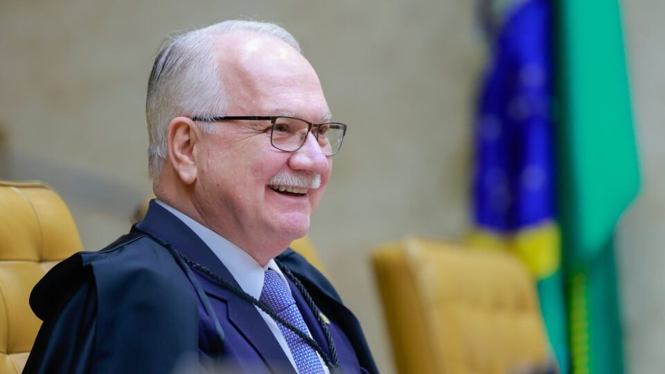 Fachin encontra papa Leão XIV no Vaticano antes de assumir comando do STF 2 Fachin encontra papa Leão XIV no Vaticano antes de assumir comando do STF - Imagem do artigo