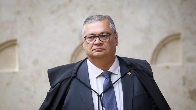 Flávio Dino intensifica ações judiciais e cobra até R$ 300 mil de críticos 2 Flávio Dino intensifica ações judiciais e cobra até R$ 300 mil de críticos - Imagem do artigo