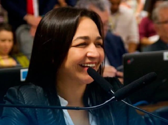 Senado mantém comissões paradas e gasta mais de R$ 200 mil por mês com cargos políticos 2 Senado mantém comissões paradas e gasta mais de R$ 200 mil por mês com cargos políticos - Imagem do artigo