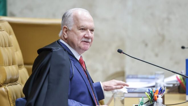 Fachin assume comando do STF e já agenda julgamento sobre apps de transporte 2 Fachin assume comando do STF e já agenda julgamento sobre apps de transporte - Imagem do artigo