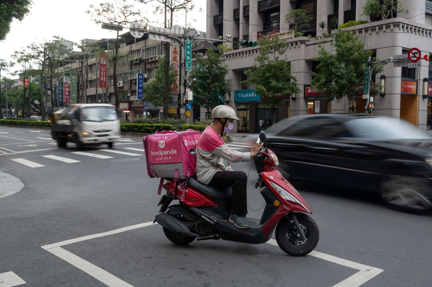STF inicia julgamento que define vínculo de emprego entre motoristas e apps 2 STF inicia julgamento que define vínculo de emprego entre motoristas e apps - Imagem do artigo