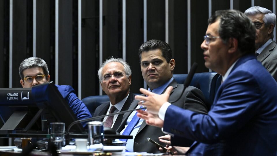 Senado aprova nova etapa da reforma tributária e impõe teto de 2% ao imposto seletivo 2 Senado aprova nova etapa da reforma tributária e impõe teto de 2% ao imposto seletivo - Imagem do artigo