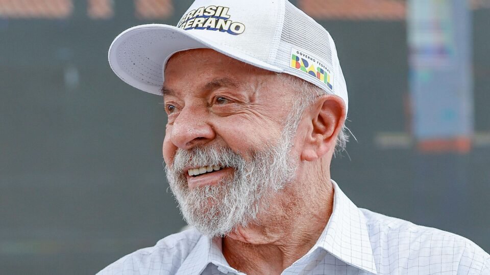 Lula acelera pacote de benefícios e ganha fôlego para a reeleição em 2026 2 Lula acelera pacote de benefícios e ganha fôlego para a reeleição em 2026 - Imagem do artigo