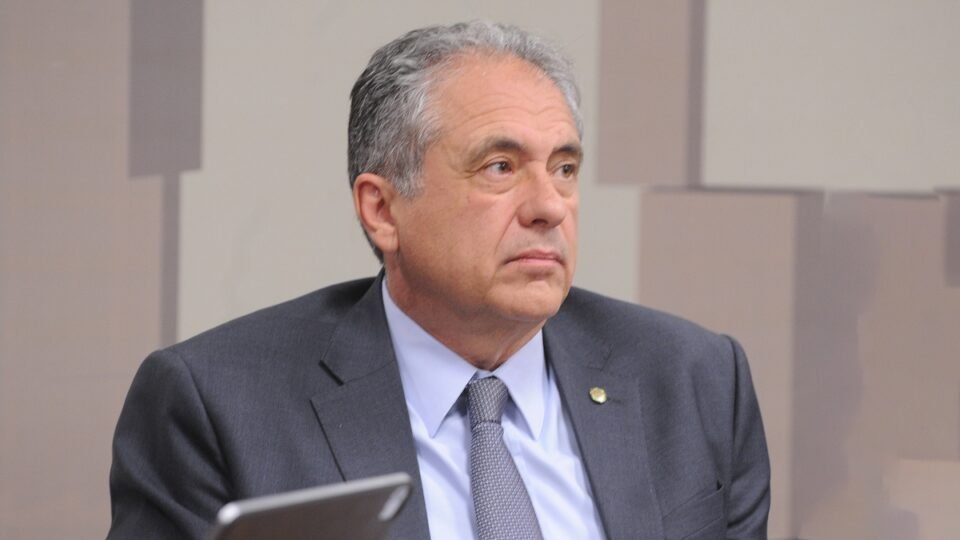 Pressão faz relator cortar R$ 3 bi de MP que substitui IOF e votação fica para a tarde 2 Pressão faz relator cortar R$ 3 bi de MP que substitui IOF e votação fica para a tarde - Imagem do artigo