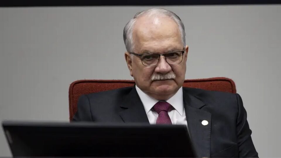 Fachin apoia reforma administrativa e exige blindagem contra pressões sobre juízes 2 Fachin apoia reforma administrativa e exige blindagem contra pressões sobre juízes - Imagem do artigo