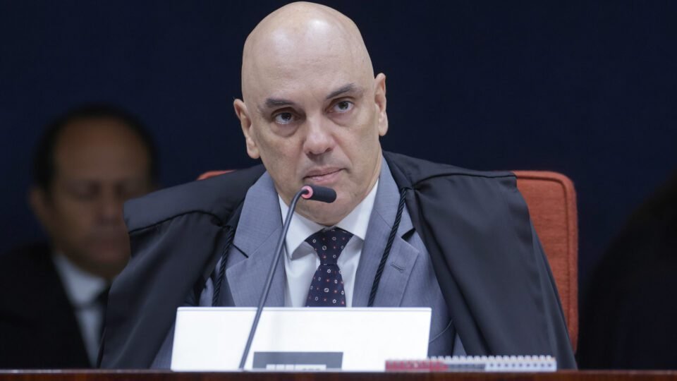 Moraes autoriza retomada de inquérito sobre suposta influência de Bolsonaro na PF 2 Moraes autoriza retomada de inquérito sobre suposta influência de Bolsonaro na PF - Imagem do artigo