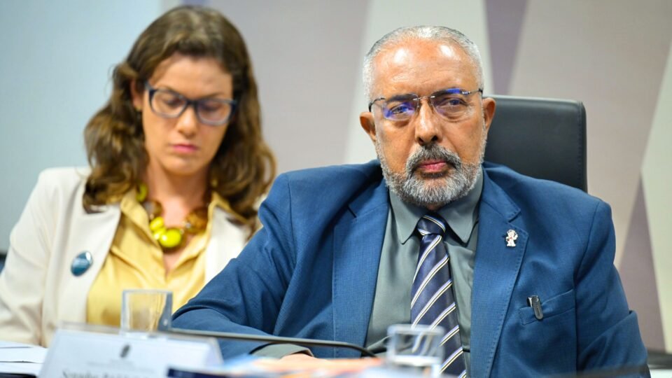 Proposta de jornada de 36 h ameaça 2,7 mi de empregos e R$ 300 bi ao ano 2 Proposta de jornada de 36 h ameaça 2,7 mi de empregos e R$ 300 bi ao ano - Imagem do artigo