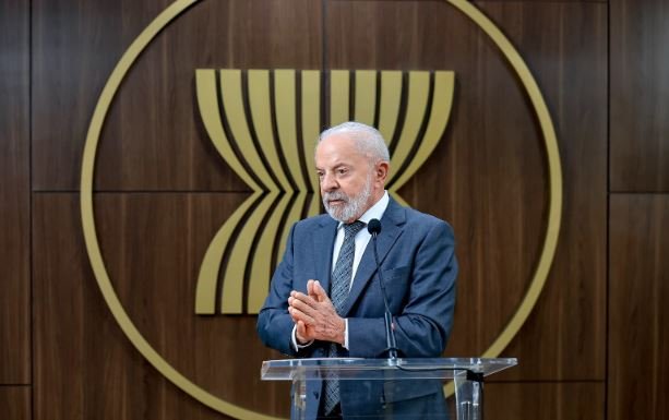 Lula diz que traficantes são vítimas e ataca estratégia militar dos EUA 2 Lula diz que traficantes são vítimas e ataca estratégia militar dos EUA - Imagem do artigo