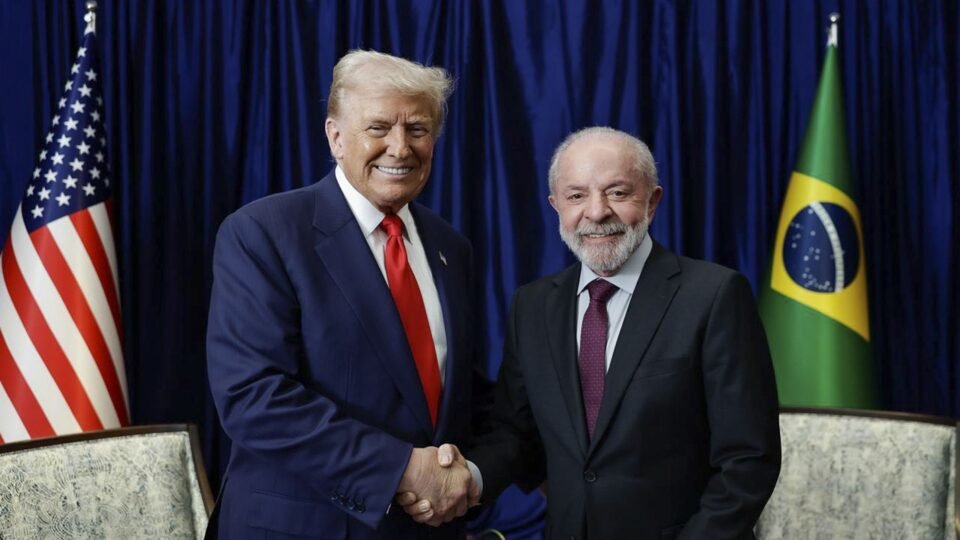 Trump e Lula se reúnem, mas tarifa de 50% dos EUA continua e ameaça exportações 2 Trump e Lula se reúnem, mas tarifa de 50% dos EUA continua e ameaça exportações - Imagem do artigo